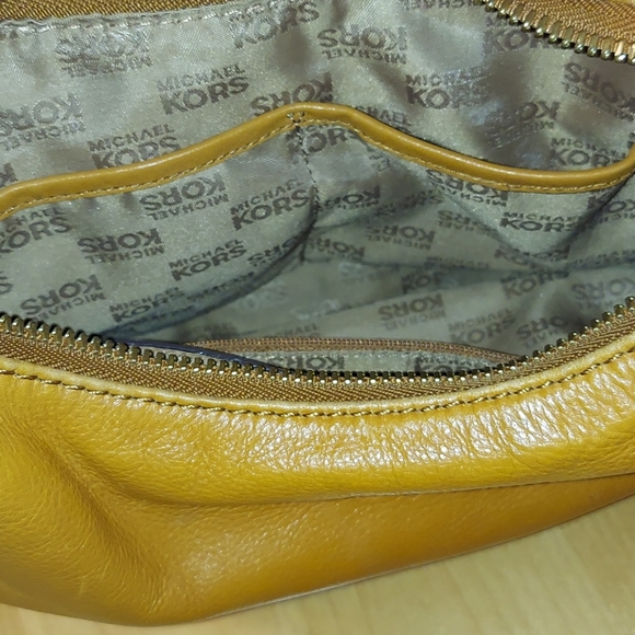 MICHAEL Michael Kors Small Cognac Brown Hobo with Buckle Details - Picture 10 of 16